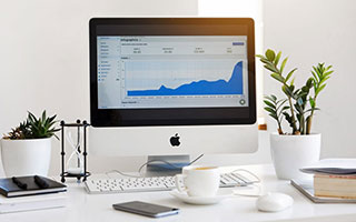 开云体育在线-魔幻昨夜！掘金铁蹄踏碎国足草坪裁判哨声引爆世纪争议