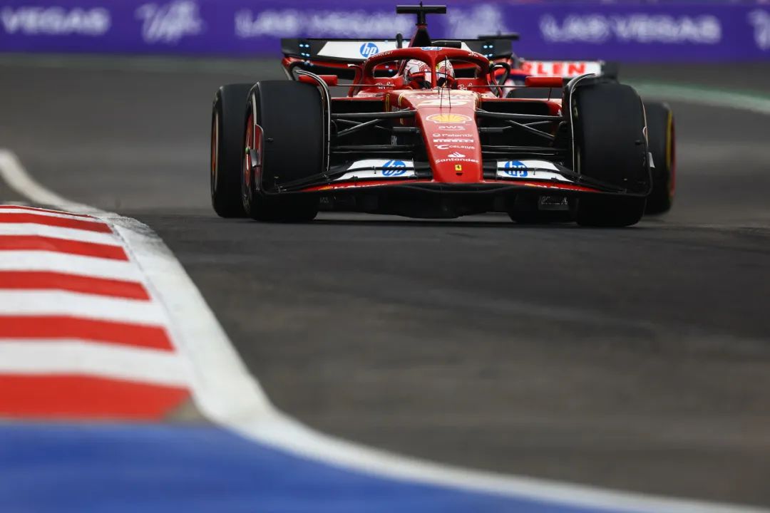 法拉利力克红牛车队,塞恩斯扛起全队的简单介绍 法拉利力克红牛车队,塞恩斯扛起全队的简单介绍